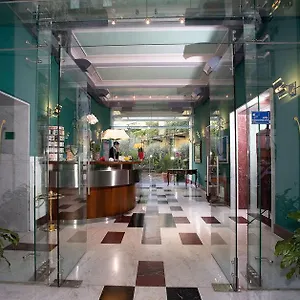 Hotel Ateneo Garden Palace ****